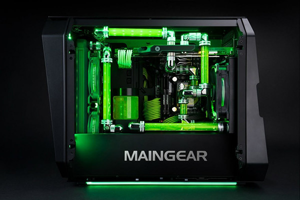 炫酷灯效+强悍配置：RAZER 雷蛇 发布 MAINGEAR R2 游戏PC