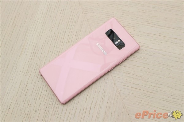 专为女性用户打造：SAMSUNG 三星 发布 Galaxy Note8 “星砂粉” 粉色版 智能手机