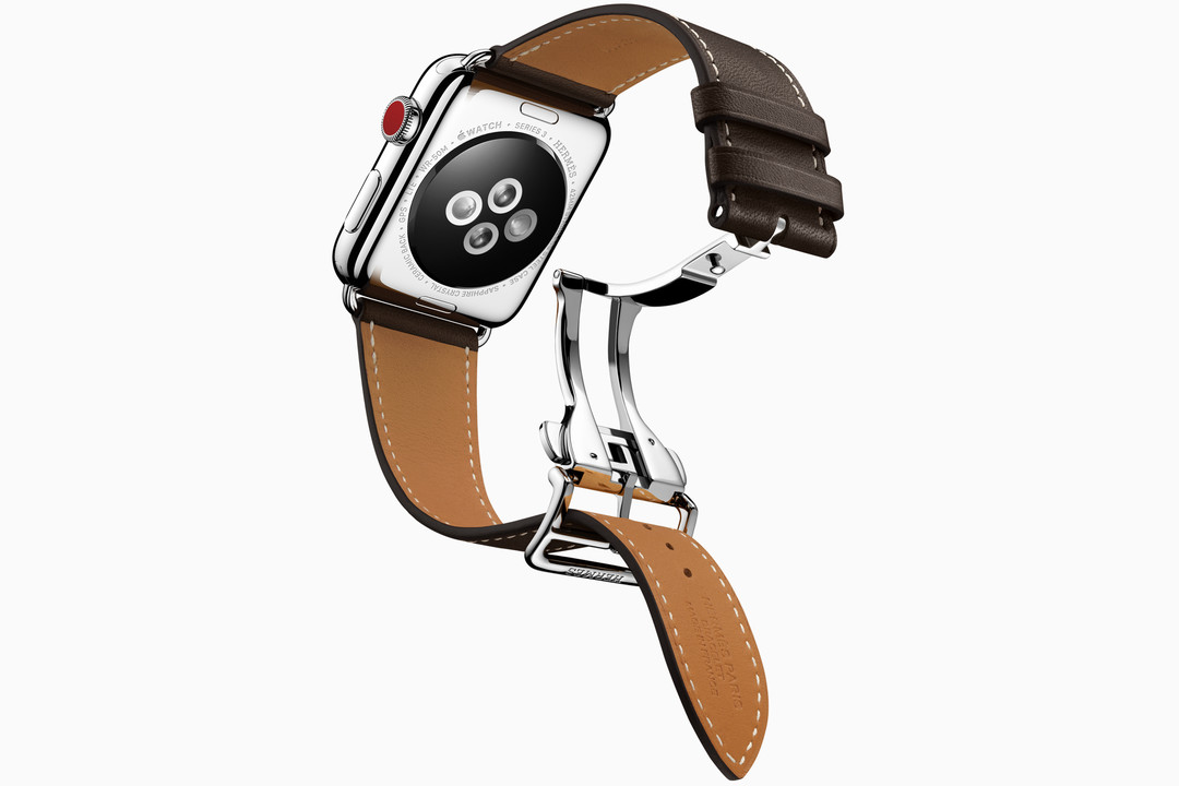 支持独立通话：Apple 苹果 推出  Apple Watch Series 3 智能手表