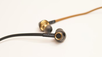 好声音随身听:PHILIPS 飞利浦 Fidelio S2  Hi-Fi入耳式耳机 体验