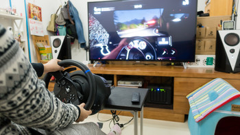 我家女司机竟然这样学开车？Thrustmaster 图马思特T300RS打造拟真驾驶舱