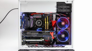 一年一台机，今年体验IN WIN 迎广 101 机箱+Intel 英特尔 8700K CPU+微星 Z370 GODLIKE 主板+ASUS 华硕 GTX1080 显卡