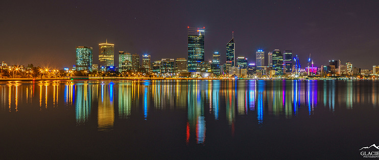 夜景拍摄技巧 拍摄夜景如何设置相机参数 如何拍好夜景 什么值得买