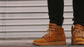 #晒单大赛#入手了一双耐克的大黄靴 AIR JORDAN 1 RETRO HIGH OG WHEAT