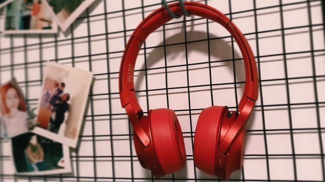 ҲԺɧSONY  WH-H800 ĺ  