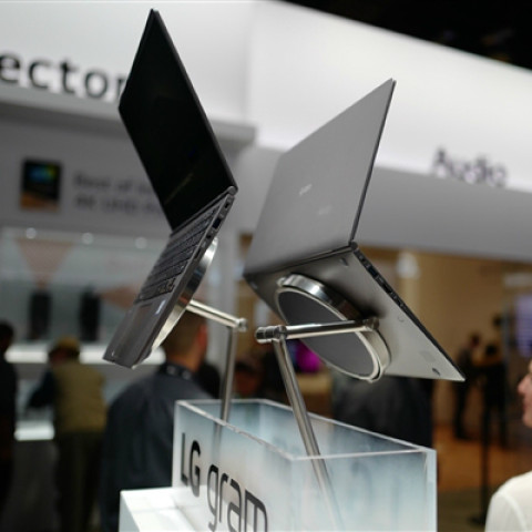 #CES2018新品速递#超轻薄、长续航:LG 发布