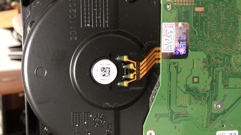 HGST 昱科 8T 氦气硬盘 开箱晒单