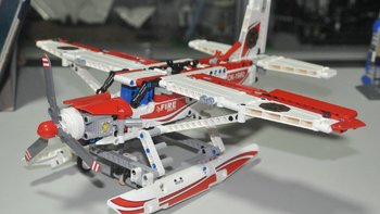 单反毁一生，LEGO穷三代 篇一百零二：LEGO 乐高 Technic 科技系列 42040 消防飞机 开箱