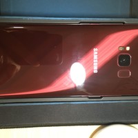 一抹醉人的红：三星 Galaxy S8 勃艮第红 智能手机 上手