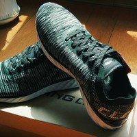 颜值进步舒适倒退？简评 LI-NING 李宁 云四代 跑鞋（附云三代对比）