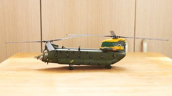 #全民分享季##剁主计划-宁波#CORGI 1：72 加拿大皇家空军 CH-47 支奴干重型直升机限定版
