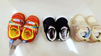 #全民分享季#Miki House&MoonStar&Asics晒单，日亚转运的三双宝宝学步鞋