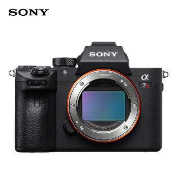 Sony索尼 A7R3 无反相机+FE 85 1.4GM镜头室内拍娃小测