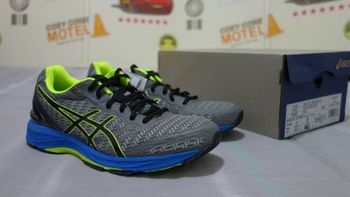 好鞋好价系列之 篇十二：三百多的马拉松训练跑鞋：ASICS 亚瑟士 GEL-DS TRAINER 22 跑鞋晒单