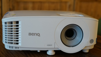 《到站秀》第185弹：BenQ 明基 E580 全高清商务投影机