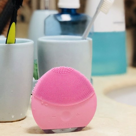 她的名字叫露娜—FOREO 斐珞尔 LUNA mini2 电动洁面仪 体验