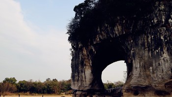 扶老携幼的桂林阳朔游 篇一：初到桂林，游象山公园，品桂林美食 