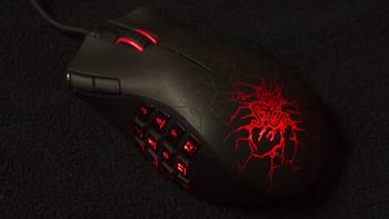 晒一下收藏的MMO鼠标 篇五：RAZER 雷蛇 Naga那伽梵蛇 2012 熔岩版 游戏鼠标晒物 