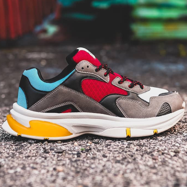 堂而皇之的抄袭，SNKR Project推出95美元“Triple S”