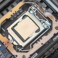 高性价比的高端CPU，但装X靠截图：Intel 英特尔 i7 8086K限量版晒单