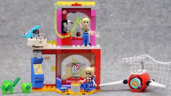 爱与复古情怀：LEGO 乐高 超级女英雄系列 哈利·奎恩的营救任务 41231评测