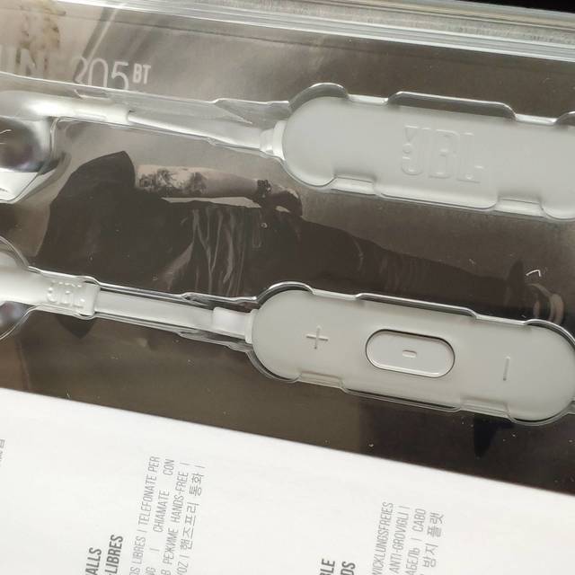 JBL TUNE205BT 蓝牙耳机 值得买吗