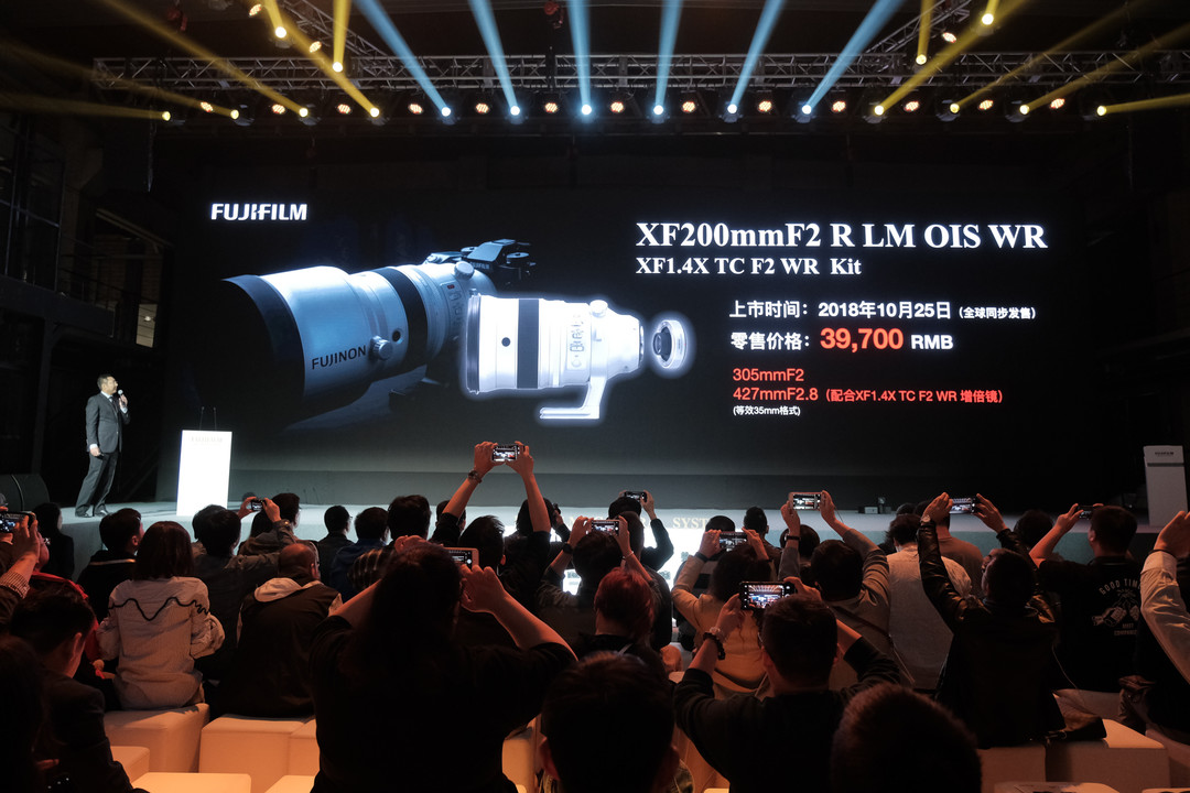 不到三万元！性价比最高中画幅无反相机富士GFX50R中国发布
