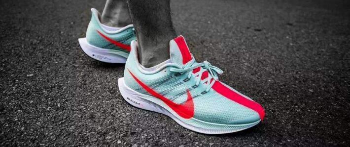  《跑者世界》2018年度评测：全类型跑步相关最佳跑鞋汇总（上篇）