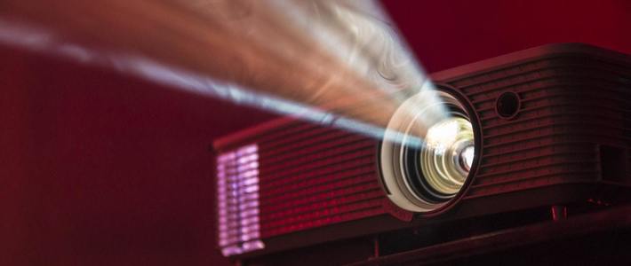  《企业采购周刊》NO.9初创企业办公必备这些年度热销商用投影你了解多少