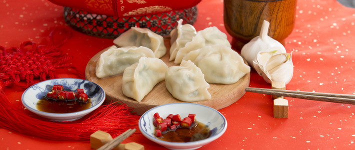  厨房里的新年，吃饺子喽~