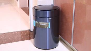 智慧家居生活 篇三：Upella 盈月系列感应卫生桶开箱体验，听话又实用的智能垃圾桶