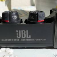 佩戴牢固—JBL UA FLASH真无线蓝牙运动耳机简单评测