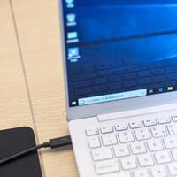 感受下价值三千多的移动硬盘：Dell移动Thunderbolt™ 3固态硬盘