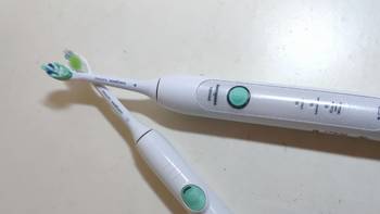 飞利浦 Sonicare HX6730 声波电动牙刷使用感受(性能|频率|灯效|手感)