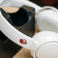 咖啡猫开箱 篇一：Skullcandy Riff Wireless 无线蓝牙头戴式耳机开箱