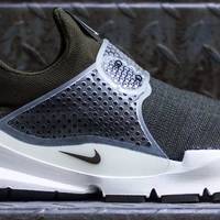 一日一双 | fragment design x Nike Sock Dart