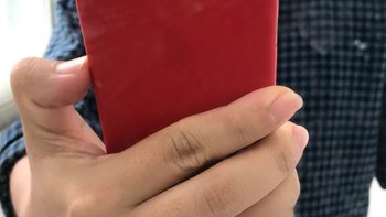 网易智造空气感超薄手机壳苹果7p款活力红晒物