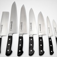 每日厨房快讯|日本刀具品牌Kikuichi推出新款半不锈钢系列刀具，并展出品牌所有刀具系列