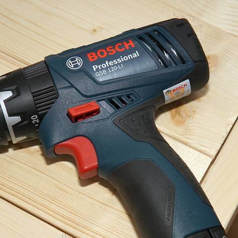 家里工具有它就够了，Bosch博世GSB120-Li家用多功能冲击钻使用体验