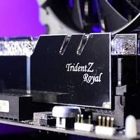 Hynix CJR 颗粒 芝奇Trident Z Royal 皇家戟内存开箱与“非学者型”测试