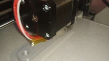 门把手坏了？来围观机修工如何简单粗暴的搞定它-3D打印的应用