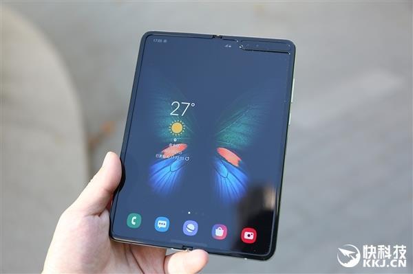 折叠屏为何频出问题？SAMSUNG 三星 Galaxy Fold 智能手机 拆解