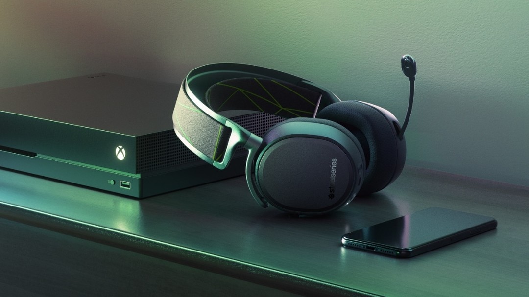 专为Xbox One打造、支持蓝牙连接：SteelSeries 赛睿 发布 Arctis 9X 无线耳机
