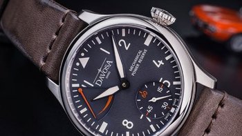 瑞士迪沃斯庞特斯，男人最爱的车和手表的结合！