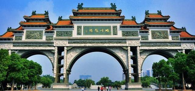 拯救在顺德网红店前排队觅食的游客们