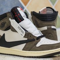 球鞋 篇四：AIR JORDAN 1 HIGH OG TS SP