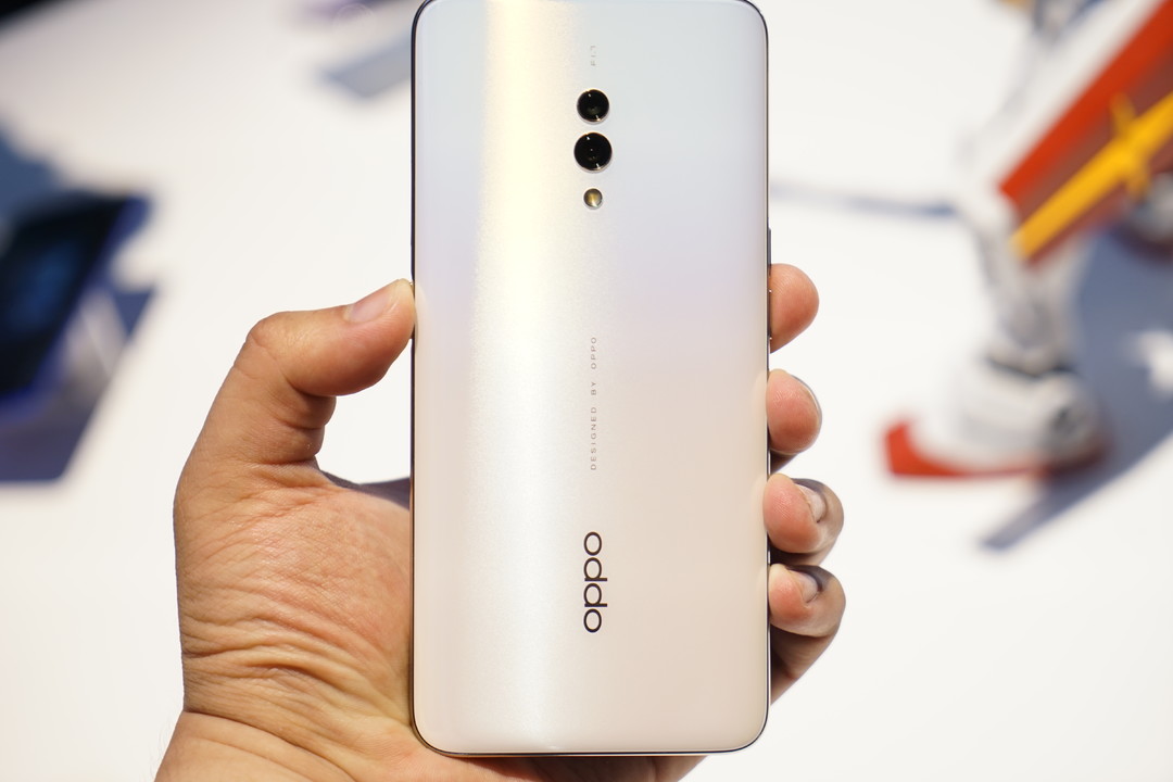 今日限时1499元起：OPPO 发布 OPPO K3 智能手机 千元屏下指纹，升降摄像头