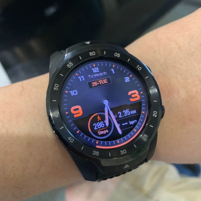 一个iPhone用户对ticwatch Pro 4G版的评测