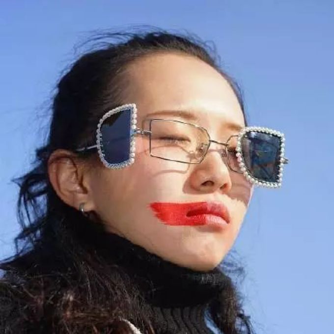 Try it on | 不信邪的我又又又替你们去试穿了ins爆款单品……