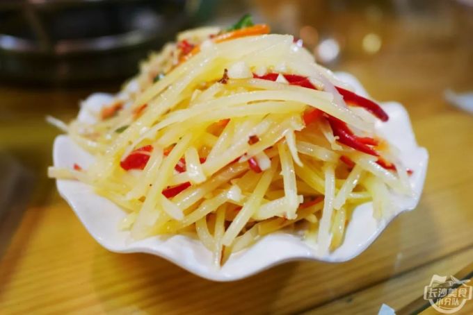 长沙仅有一家的铁锅焖面,没有辜负山西、内蒙人想家的胃